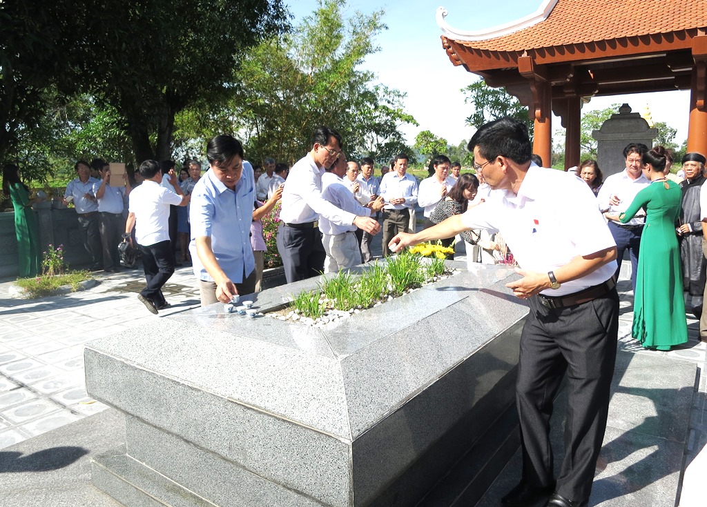 TRÒN 200 NĂM TRƯỚC, NGUYỄN DU MẤT TRONG ĐỢT DỊCH TẢ